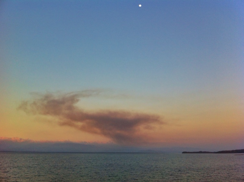 Sunset over the water at Playa Naranjo on the Gulf of Nicoya